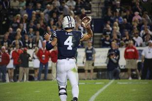 开云体育全站-校园足球技能展示日活动引发学生广泛关注与参与，足球技能展示展示什么好